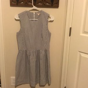Gap sundress size 2 navy & white striped sundress